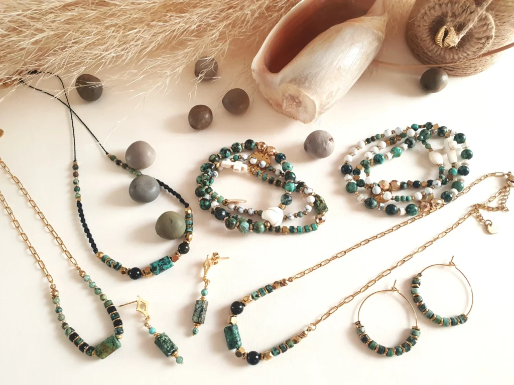 Collection de bijoux coordonnés autour de la turquoise africaine